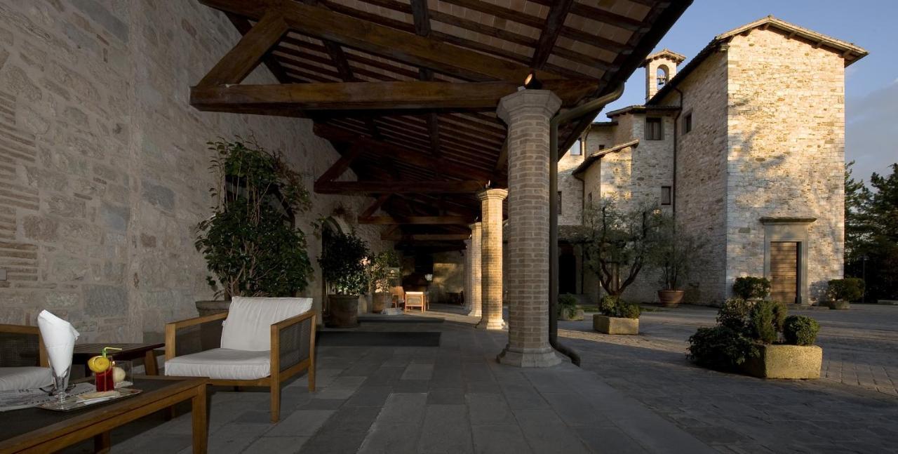 Park Hotel Ai Cappuccini Gubbio Esterno foto