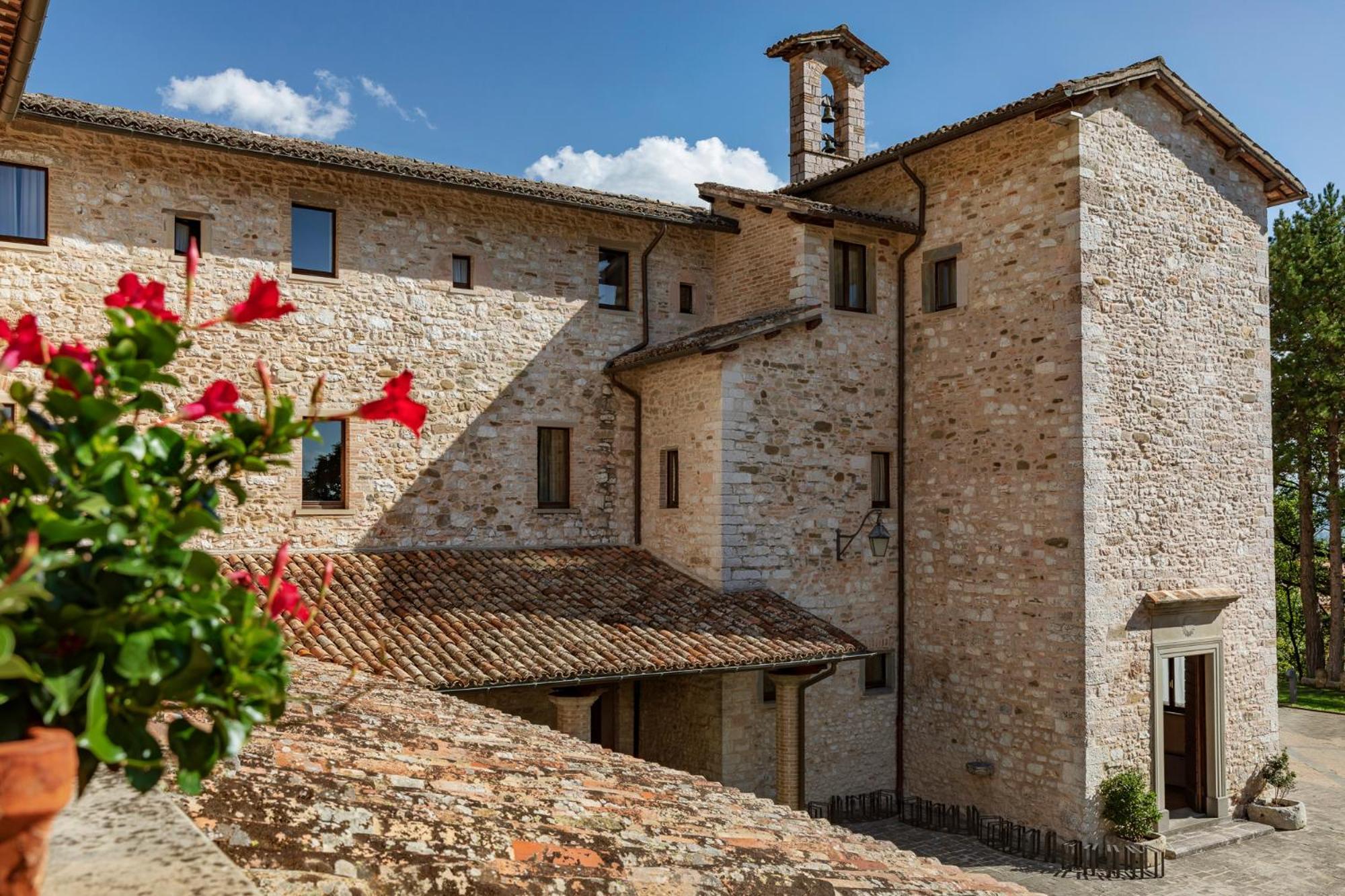 Park Hotel Ai Cappuccini Gubbio Esterno foto